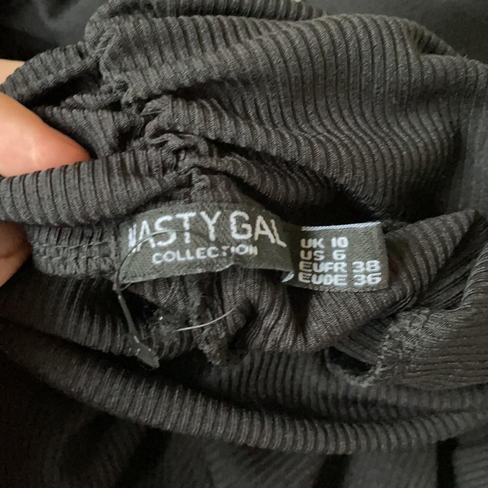Nasty Gal Black Ribbed Turtleneck Top - Picture 11 of 12